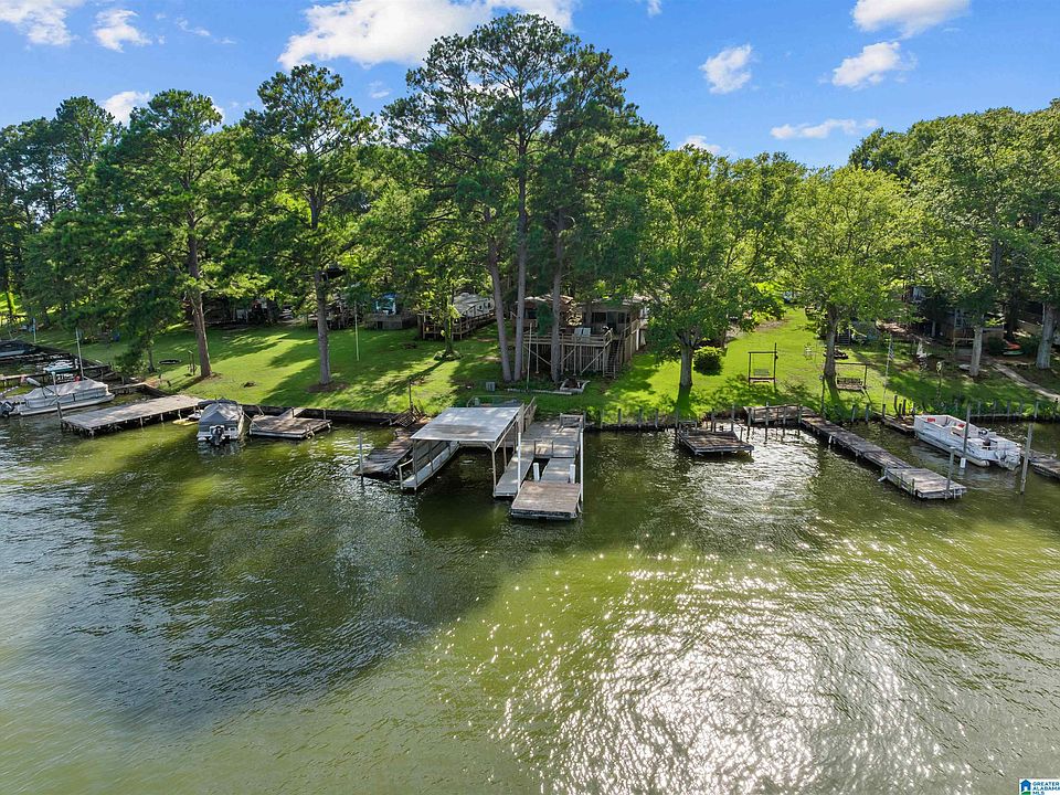 40th image of 135 Canary Cir