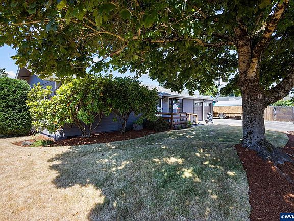 2nd image of 3965 48th Ave NE