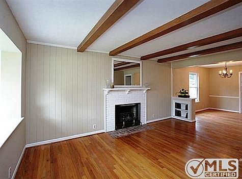 3rd image of 742 Newberry Dr