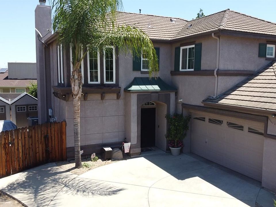 1st image of 5668 N Blythe Ave