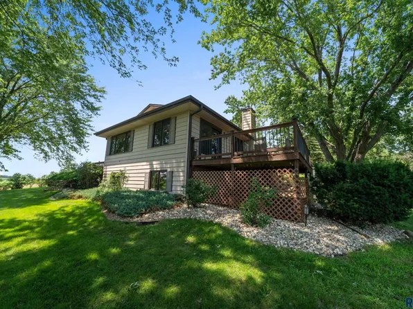 8700 E 41st St, Sioux Falls, SD 57110