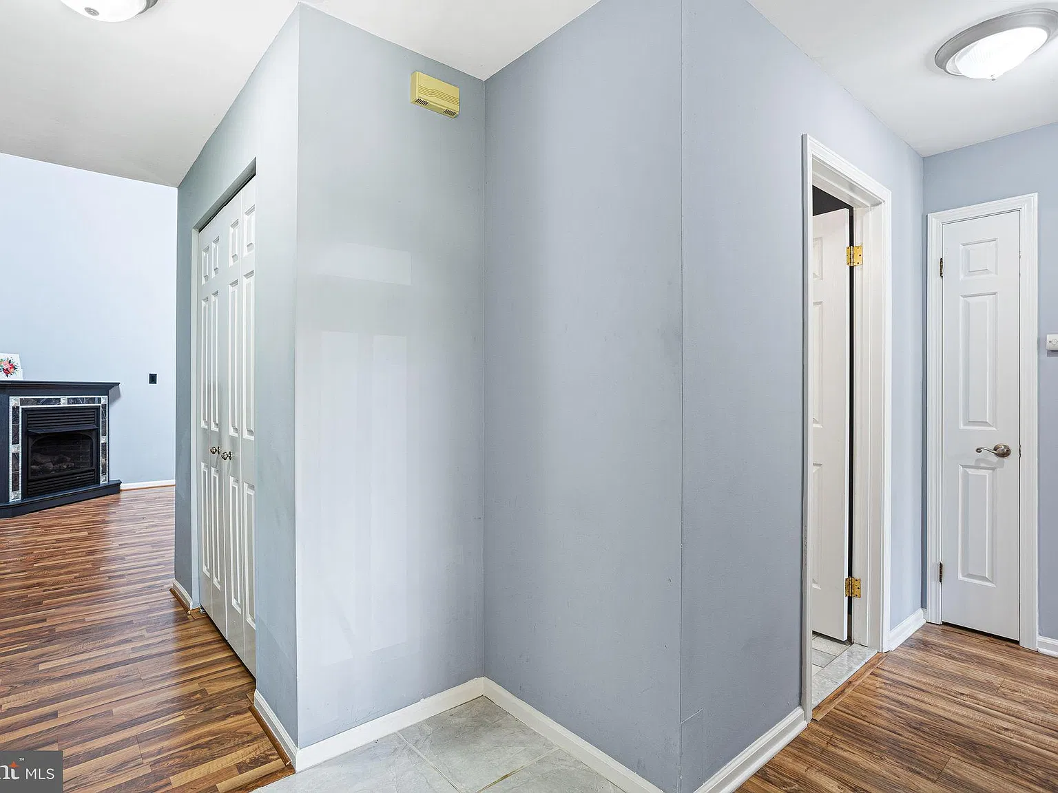 2 bed, 2.0 bath, 1101 sqft, $2,850 — Photo 1