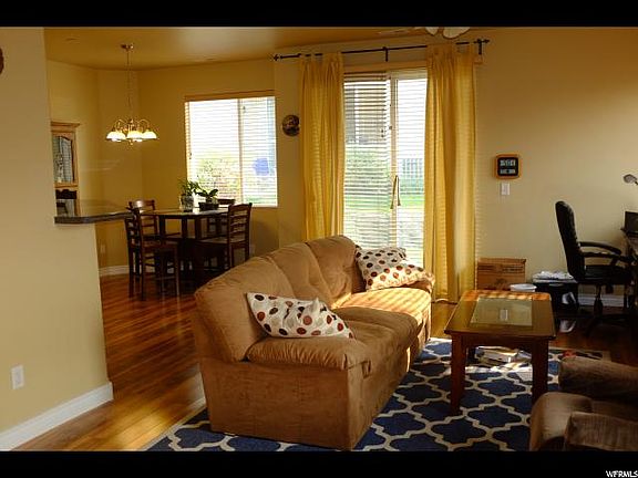 3rd image of 6629 W Blue Iris Dr