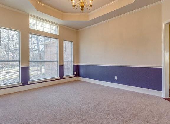 5th image of 409 Pecan Ct