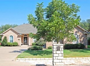 7200 Westover Dr, Granbury, TX 76049