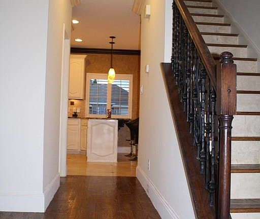 2nd image of 1410 Tudor Dr