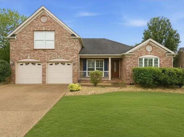 8225 Canoe Ct, Nashville, TN 37221