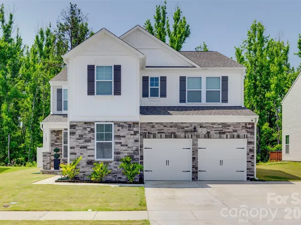 1195 Cavalier Ln, Rock Hill, SC 29730