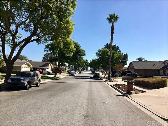 3rd image of 18101 Bonnie Ln
