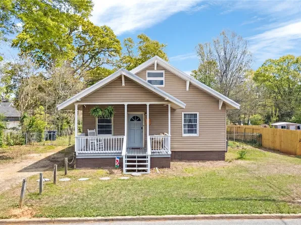209 24th St, Opelika, AL 36801