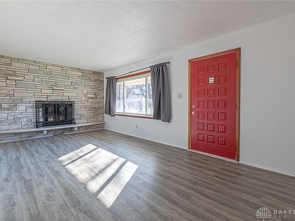 5th image of 4511 Debra Ave