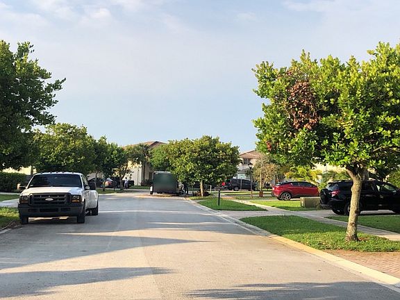 5th image of 4622 SW 126th Ave