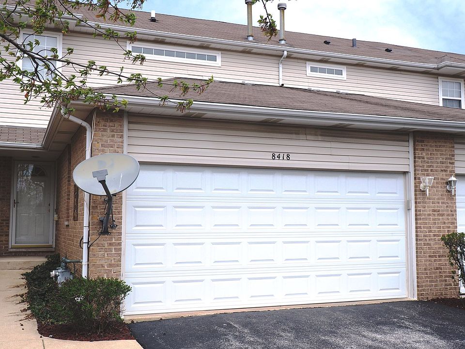 1st image of 8418 Stratford Dr