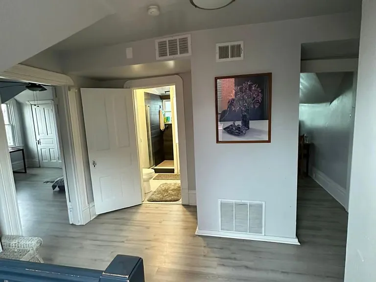 503 Franklin Ave #3 — Photo 8