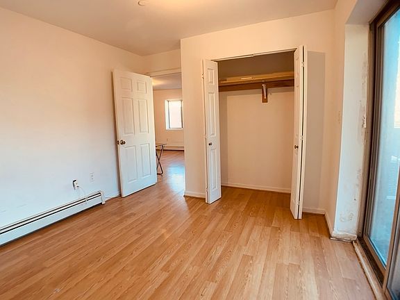 4th image of 22-43 28th St #3AB