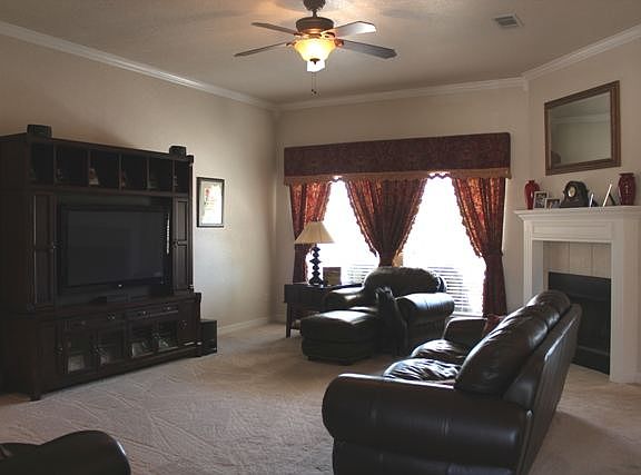 5th image of 104 Doc Holliday Dr