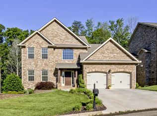 1319 Sloping Hill Ln, Knoxville, TN 37931
