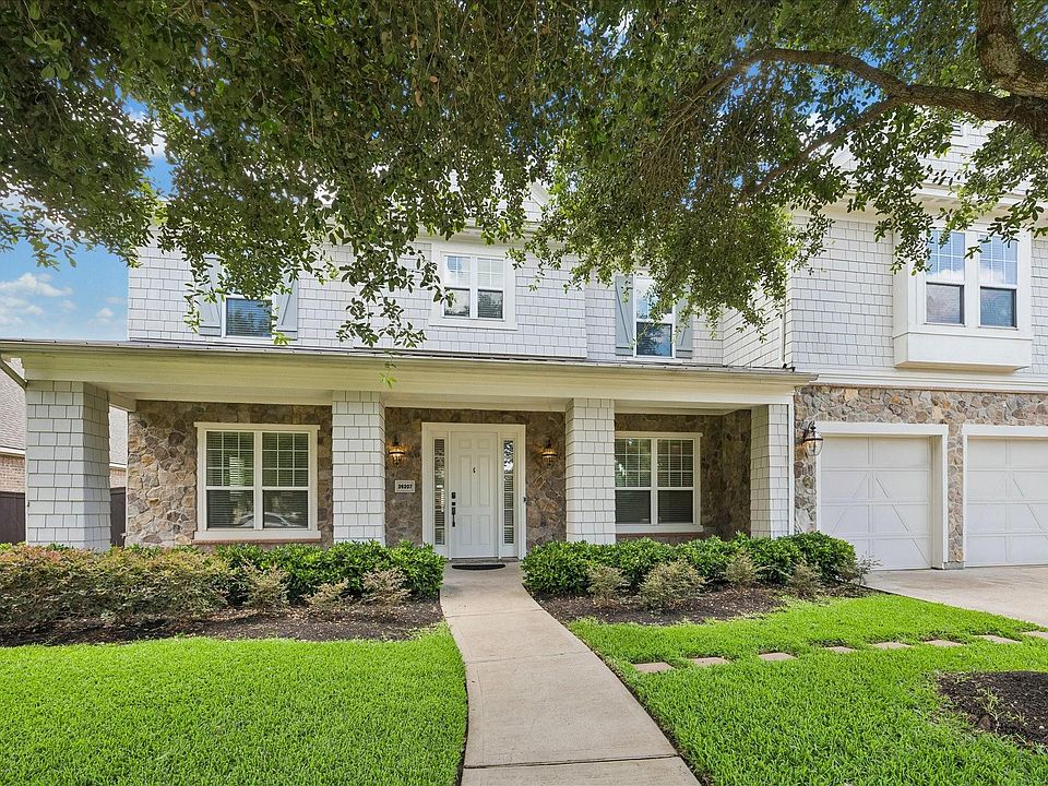 1st image of 26207 Wooded Hollow Ln