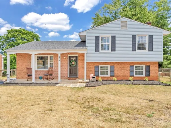 459 McGeorge Dr, Vinton, VA 24179