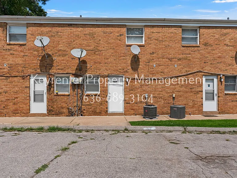 3313 Droste Rd — Photo 27
