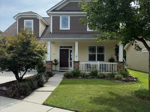 222 Juanita Dr, Pineville, NC 28134