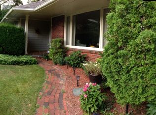 26 Evans St, Osterville, MA 02655