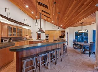 801 Samantha Court, Healdsburg, CA 95448