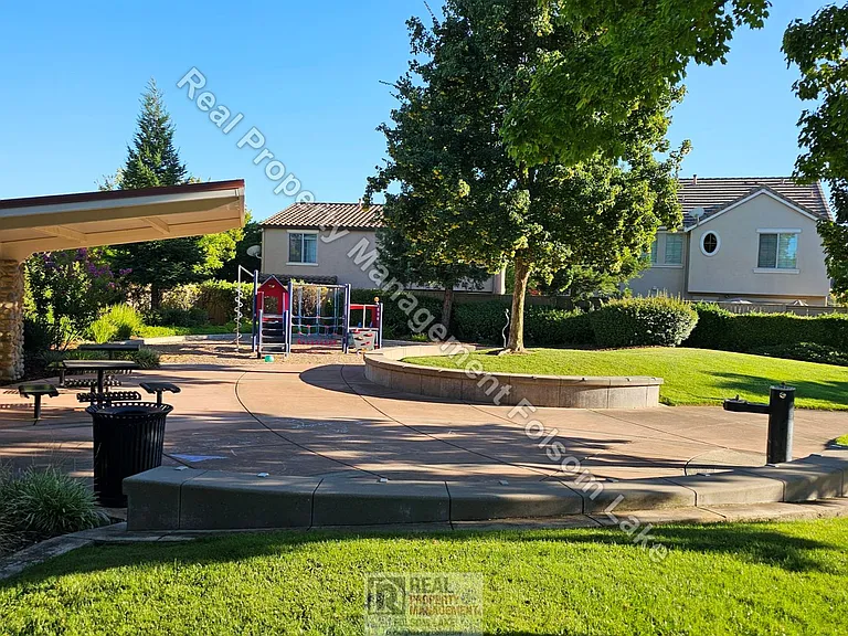 1529 Borrasca Dr — Photo 26