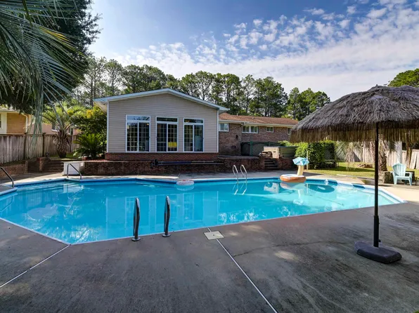 2116 Durham Dr, West Columbia, SC 29170