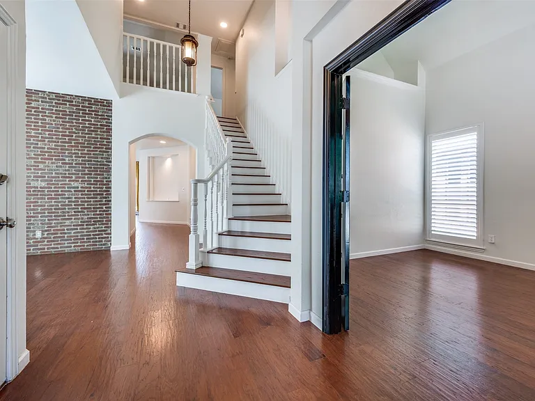 3772 Waterside Ct — Photo 5