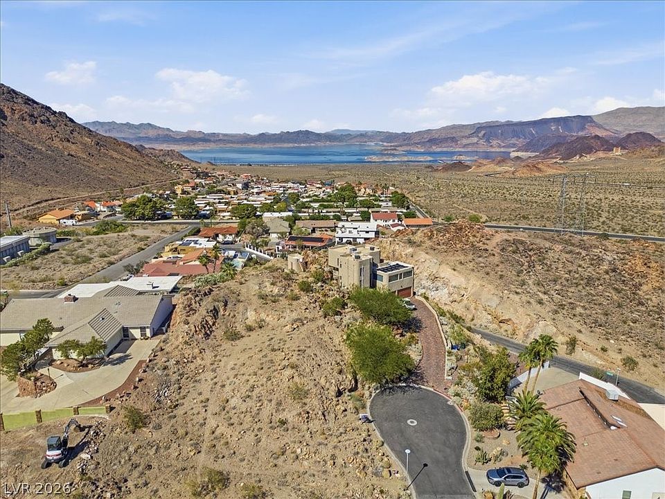 1st image of 885 Edie Pl