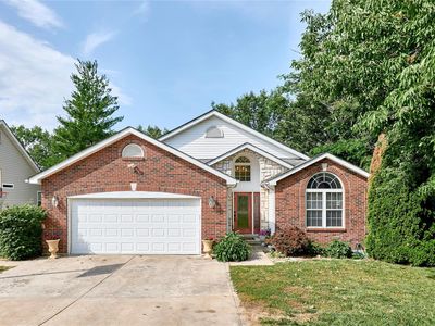 10386 Village Dr E, Foristell, MO, 63348