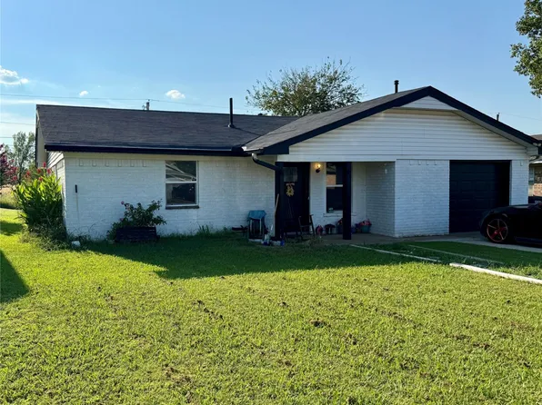 234 S 5th Ave, Stroud, OK 74079