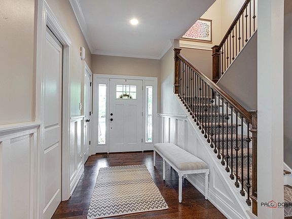 3rd image of 1140 Camille Ave