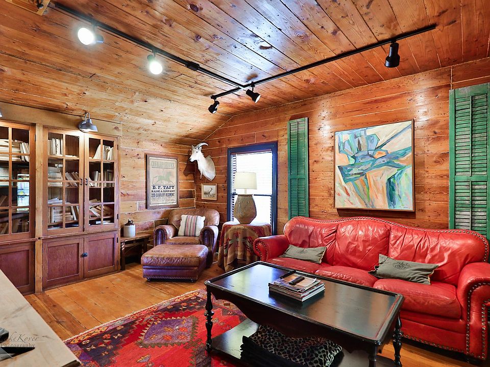 1st image of 1918 S 9th St #2