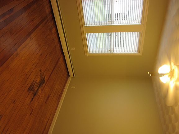 4th image of 8-10 Lawrence St