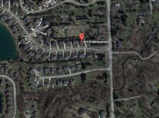 47470 Manorwood Dr, Northville, MI 48168
