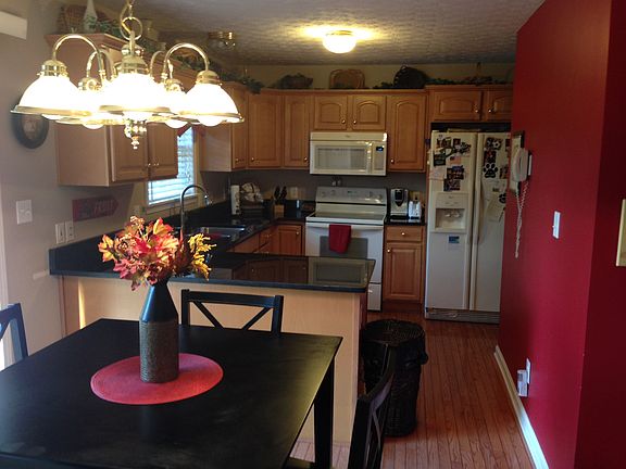 Eat in Kitchen