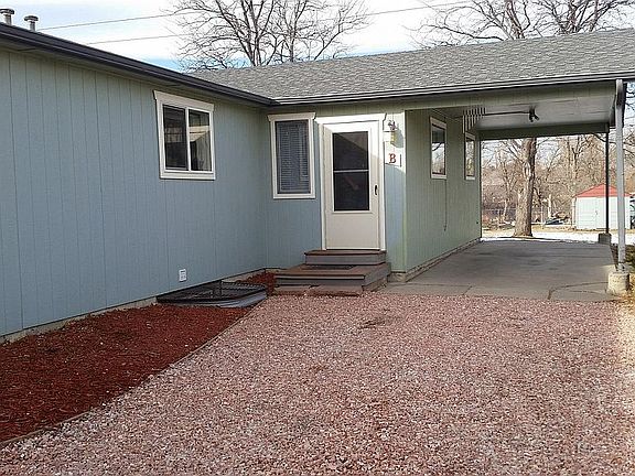 Single carport + driveway on huge lot