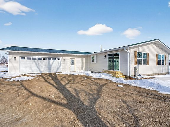 3rd image of W13487 Carter Rd