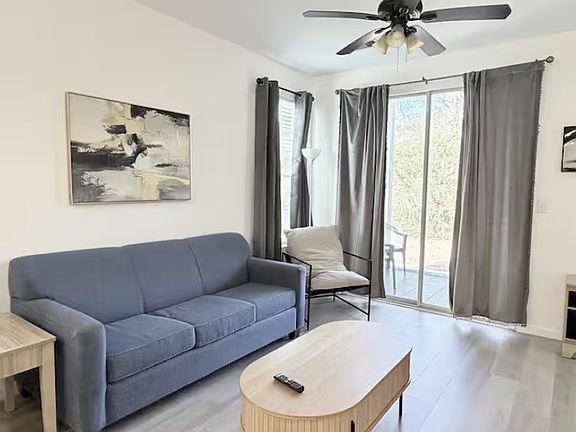 4th image of 1286 River Oaks Dr #8B