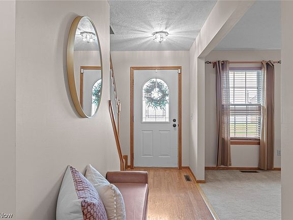 4th image of 7347 Meadowhaven Dr