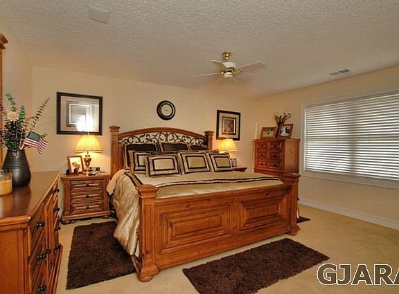 5th image of 1874 N Deer Park Cir