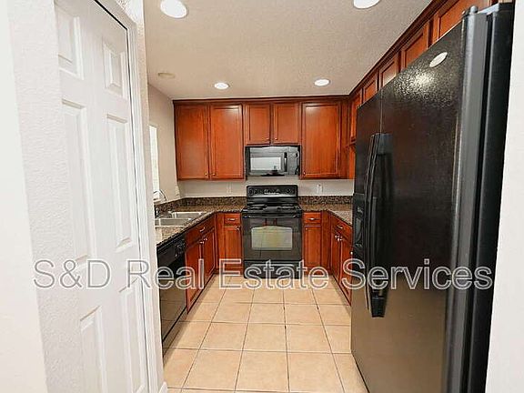 4th image of 5360 River Rock Rd