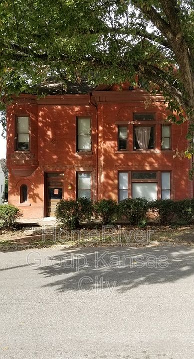 1st image of 1201 Sylvanie St APT 1