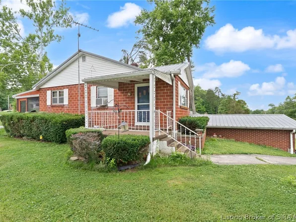 827 NE Main Street, Paoli, IN 47454