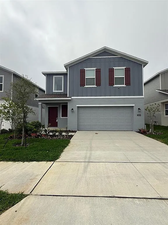 4 bed, 2.5 bath, 1874 sqft, $2,300 — Photo 1