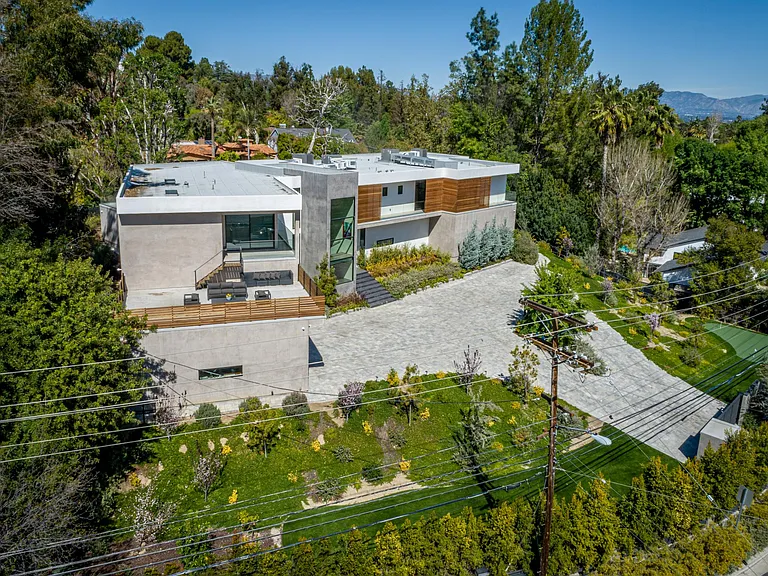 19333 Rosita St — Photo 31
