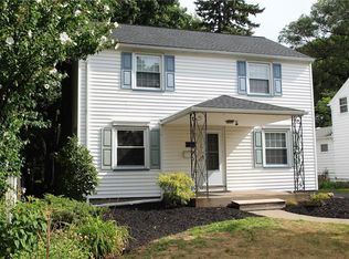 22 Biltmore Dr, Rochester, NY 14617