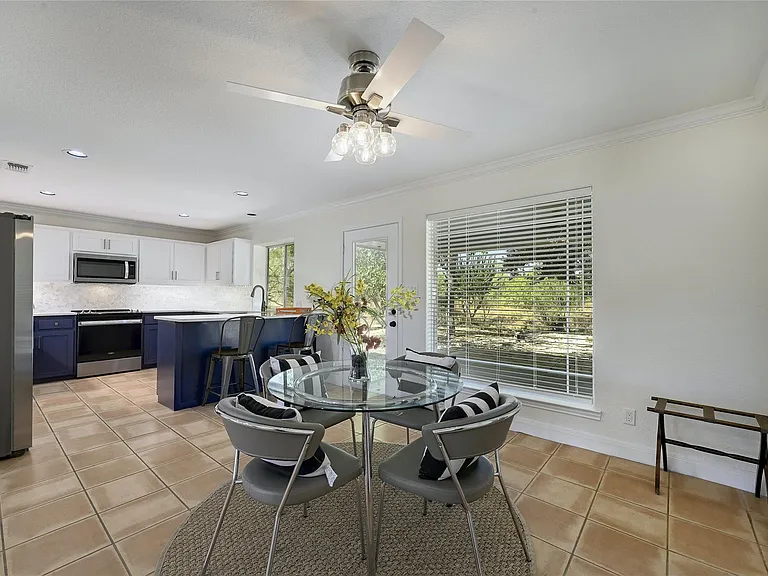 410 Hi Cir W — Photo 6